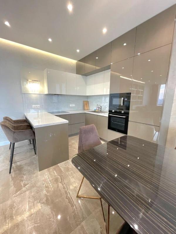 Vip Apartment 120M2 With Panoramic Windows, 22 Floor. Obolon キエフ エクステリア 写真